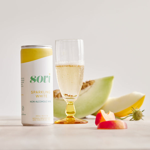 Sparkling White Cans by Sovi