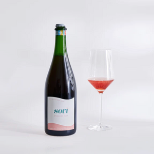 Sovi alcohol-free sparkling rose wine alternative